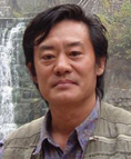 王君